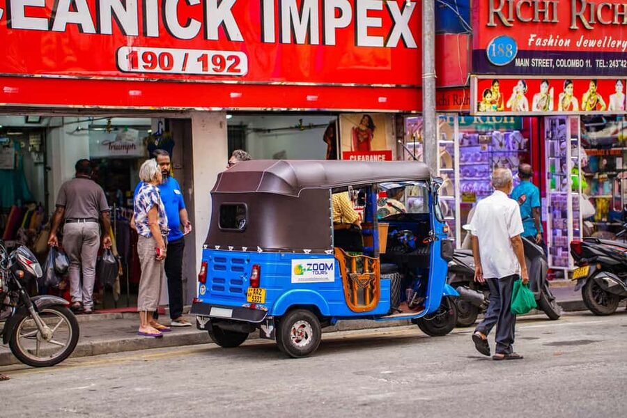 Colombo: Private Tuk-Tuk City Tour with Guide & All Tickets - The 4-hour plan and how the timing actually feels