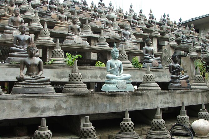 Colombo Sightseeing and Shopping Private Tour Including Lunch - Galle Face Green and the Fort and Pettah rhythm