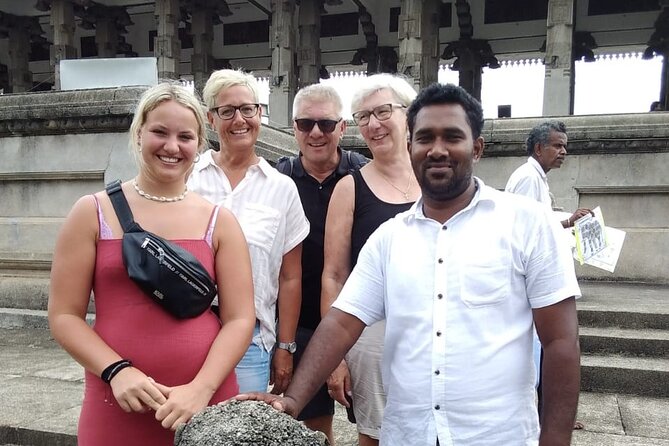 Colombo Sightseeing City Tour by Tuk-Tuk with Guide - Key Highlights You Should Know Before You Go