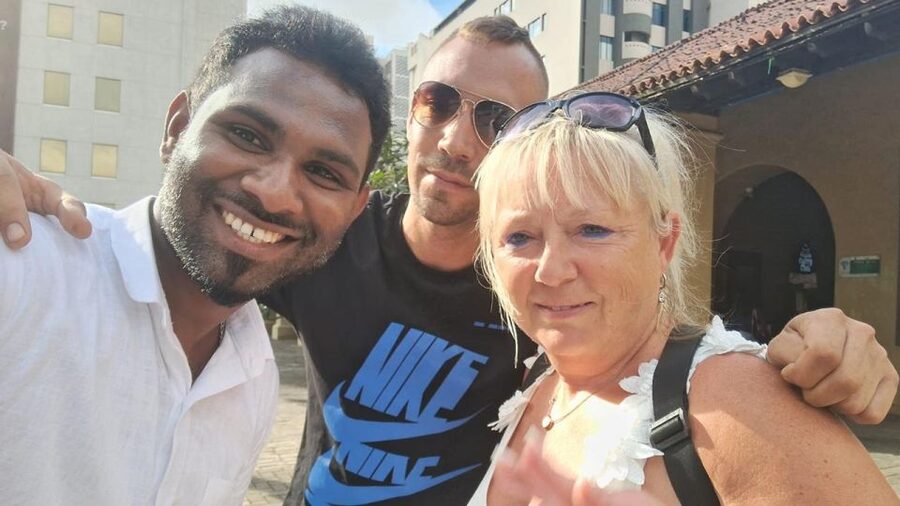 Colombo: Sightseeing Tour by Tuk Tuk Safari - All Inclusive - Colombo Fort to Old Dutch Hospital, a fast hit of colonial-era Colombo