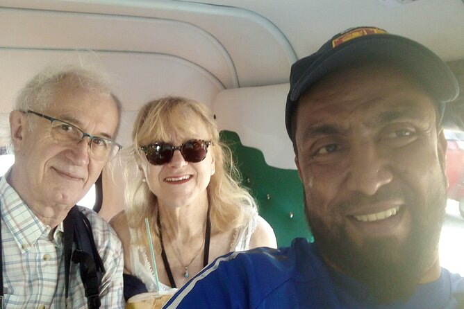Colombo Tuk Tuk city tour with friendly Tuk driver(All inclusive) - Pettah’s Jami Ul-Alfar Mosque and Captain’s Garden Kovil