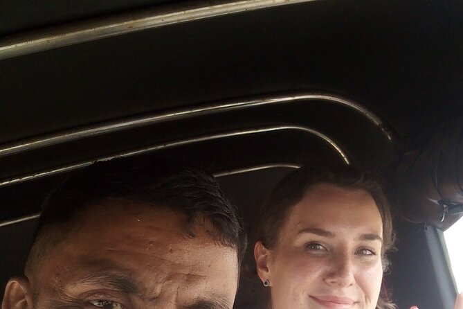 Colombo Tuk Tuk city tour with friendly Tuk driver(All inclusive) - Gangaramaya Temple plus the craft and shopping stops
