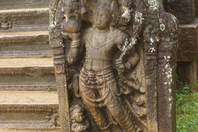 Day Tour Anuradhapura from Kandy by Lux Tours Lanka - Jetavanarama and Abayagiriya: scale you notice even in short visits