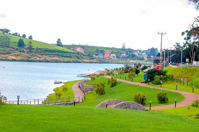 Day Trip to Nuwara Eliya with Kingfisher Tours - Gregory Lake Park: a breather with optional boat rides