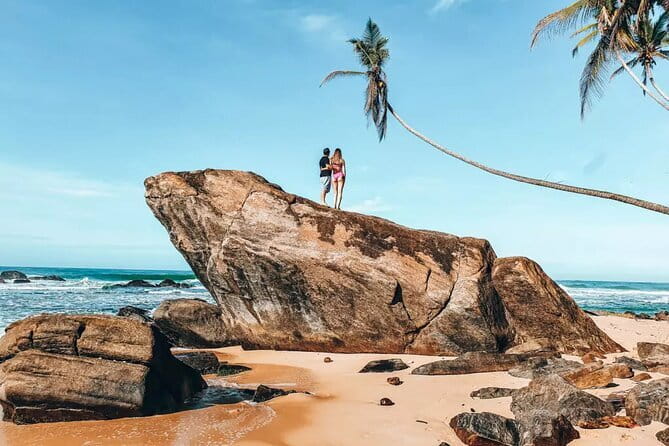 Day trips to Galle from colombo Visiting Its Highlights - Kande Viharaya Temple and the Big Buddha Statue