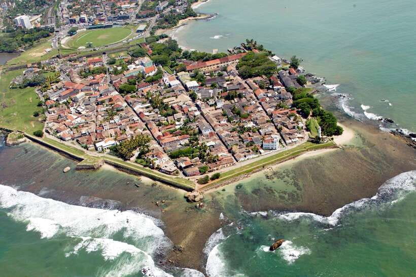 From Colombo: Galle, Bentota Coastal Highlights Private Tour - UNESCO Galle Fort: walking history and getting your footing fast