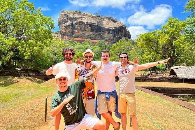 From Colombo: Sigiriya and Dambulla Day Trip and Safari - Dambulla’s temple halls and the quick in-between moments