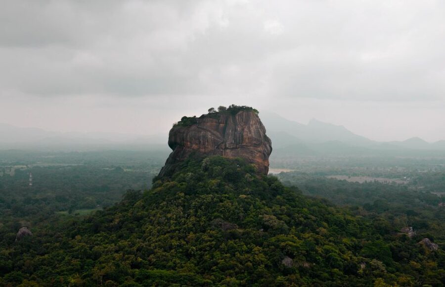 From Colombo: Sigiriya and Dambulla Full-Day Private Tour - Lunch at Sigiriya: One Hour, Choose Smart