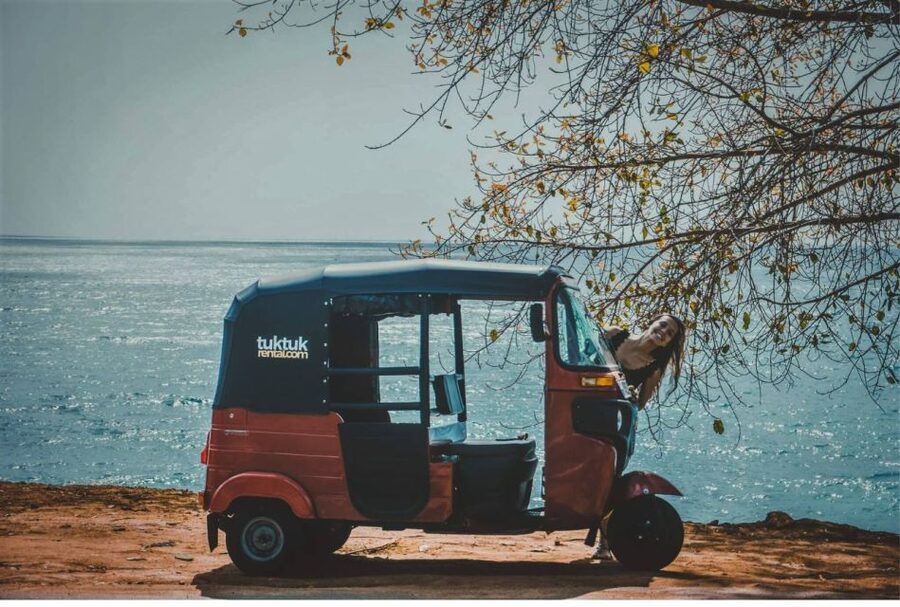 From Negombo: City Tour & Fishing Village Tour by Tuk-Tuk - Negombo Dutch Fort: the pentagonal shape and layered control