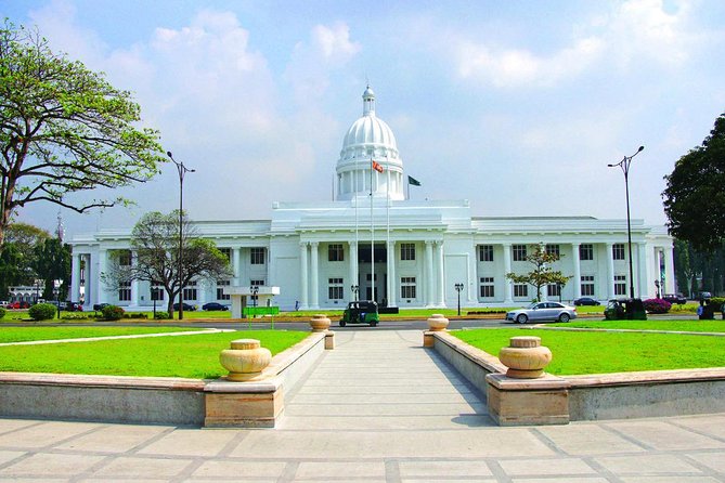Full-Day Colombo City Tour (Private Car) - Stop-by-Stop: Ape Gama, Parliament Drive, Diyatha Uyana, and the Zoo