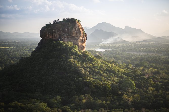 Full-Day Private Tour to Sigiriya and Dambulla - Dambulla Cave Temple: fast enough to enjoy, guided enough to understand