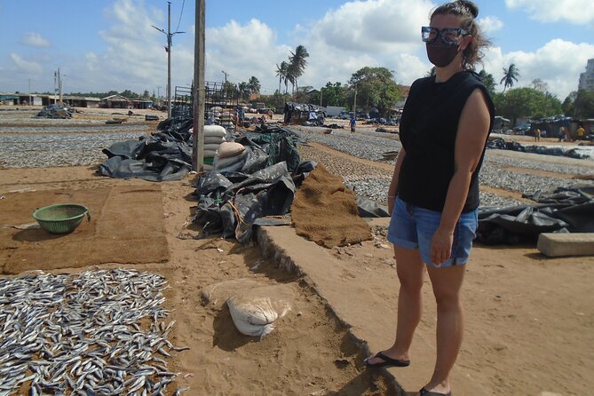 Fun and Scenic Negombo Tour by Tuk Tuk - Stop 2: Dutch Fort Remains and the Story of Portuguese Defense