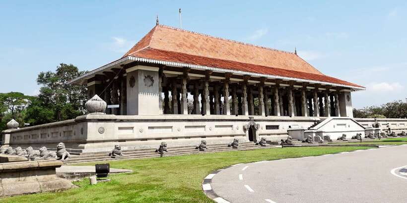 Guided Colombo Half-Day City Tour - Lotus Tower optional entry: skyline views if you have the time