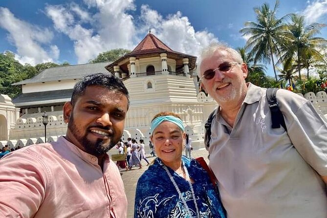Guided Multi-Day Journey around Sri Lanka with Expert Driver - Day 1: Sigiriya Rock Fortress and Kaudulla National Park