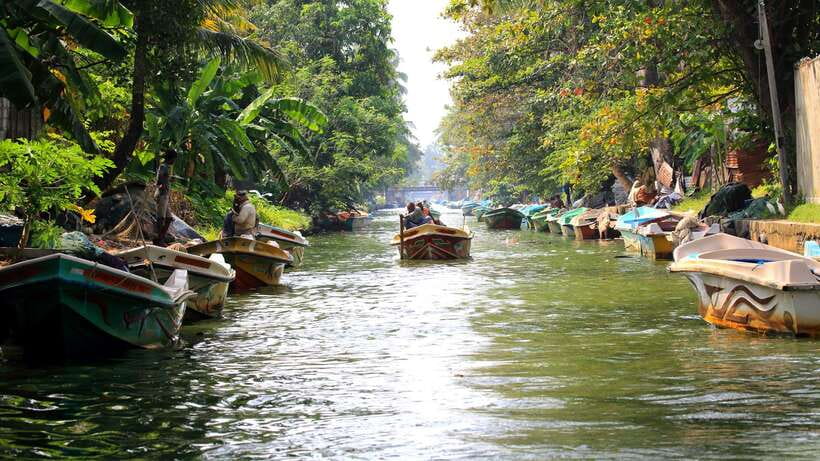 Negombo: Hamilton Canal to Colombo by Boat via Muthurajawela - Simple packing checklist that actually helps