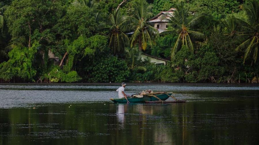 Negombo: Kayaking in the Lagoon - Captains Landing check-in, then gear and briefing