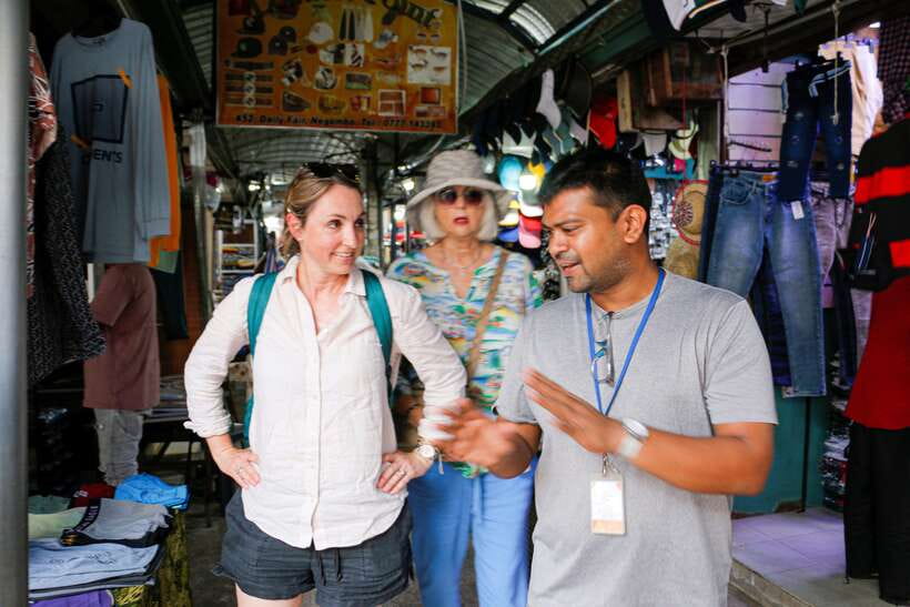 Negombo: private half day city tour with hotel transfers - Dutch canal, Sri Sitthi Vinayagar, and St. Mary’s side by side