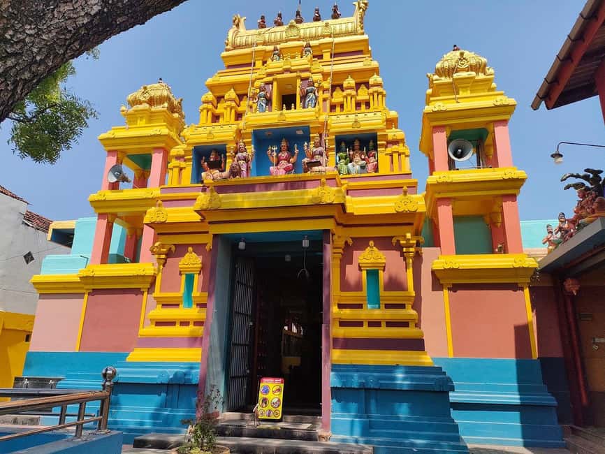 Negombo Private Tour: Market, Temples & Canal - Sea Street to the First Temple Stops: How the Route Feels
