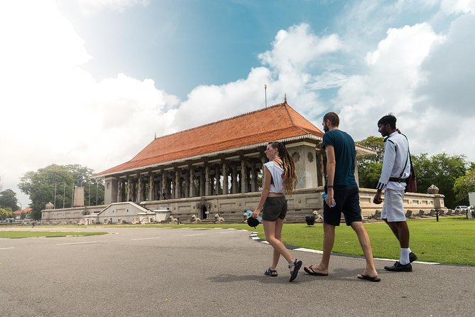 Original Tuk Tuk Safari Afternoon Tour - Dutch Hospital Shopping Precinct: a quick look at colonial Colombo