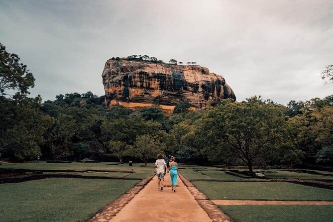 Private Car & English-Speaking Driver – Sri Lanka Island wide - Your chauffeur as a local guide, not just a driver