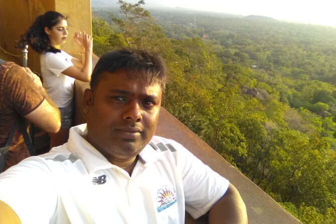 Private Day trip Kandy & pinnawala with your selected attractions - Food and comfort: A/C transport plus a luxury buffet lunch