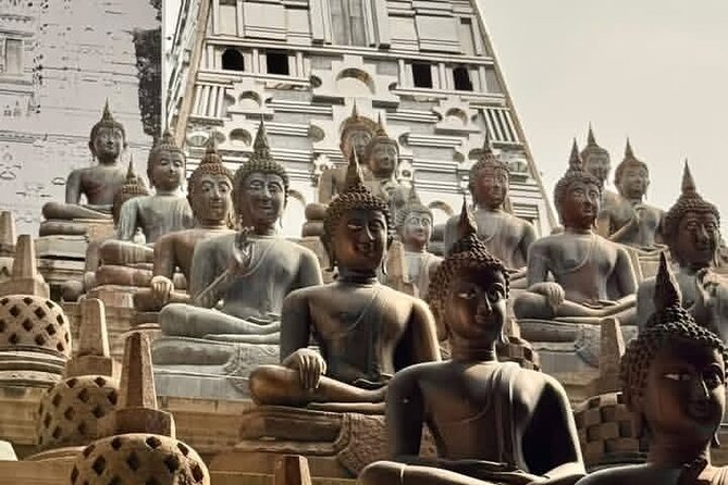 Ride and Explore Colombo and Food By Tuk Tuk Tour All Inclusive - Lotus Tower and Viharamahadevi Park: Big Views Without Big Effort