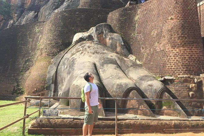 Sigiriya & Dambulla Day Tour - From Colombo to the UNESCO sites, in one ride