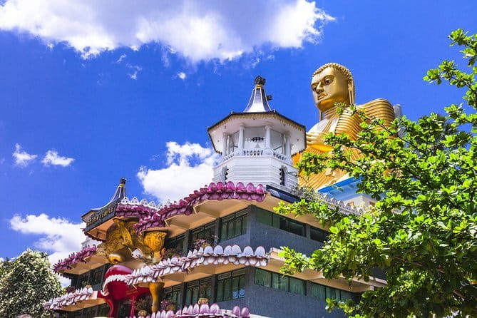 Sigiriya Rock and Dambulla Cave Temple all inclusive Private Day Trip - Lion’s Rock steps, frescoes, and the ruins you came for