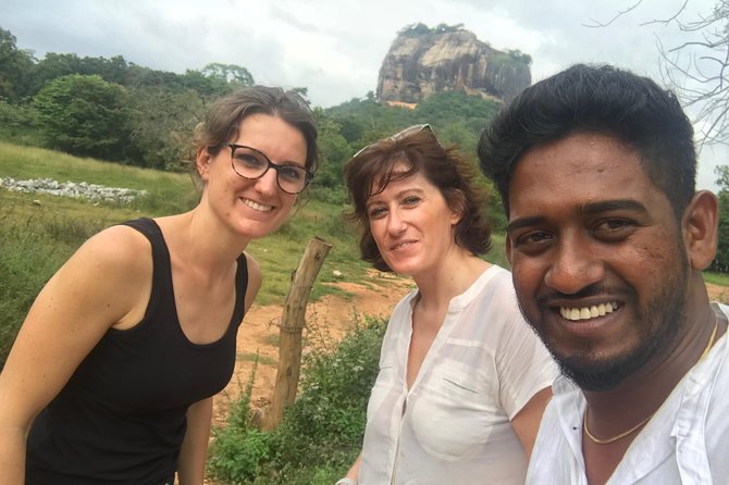 Sigiriya Rock and Dambulla Cave Temples from Negombo (All inclusive day tour) - Pidurangala Royal Cave Temple: The Steep Bonus Stop