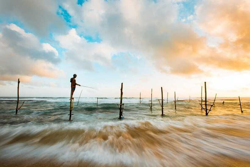 Sri Lanka 5-Day Private Country Side Tour Car, Hotels, Food - Galle Fort and Bentota: colonial streets, beach stops, then a river boat safari