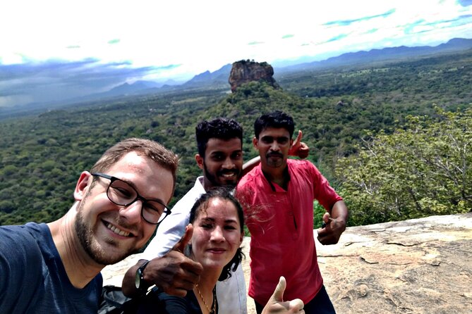 Sri Lanka Culture Tour - Polonnaruwa Ancient City: UNESCO ruins with room to breathe