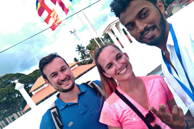 Sri Lanka Culture Tour - Colombo on your last day: history, markets, and modern contrast