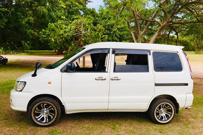 Sri Lanka Private Tour 8 days-Driver/vehicle/accommodation H/B - The real strengths: control, comfort, and fewer decision points