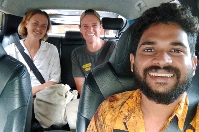 Sri Lanka Private Tour Pick Up & Drop Off - Colombo Intl Airport - Vehicle choice, driver schedule, and luggage reality
