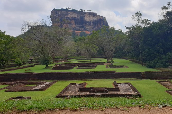 Sri Lanka tours 12-Day wildlife Tour with driver,Car or Van and accommodations - From Negombo arrival to Anuradhapura and Wilpattu