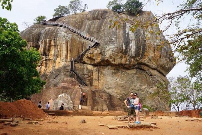 Ten Days Scenic Sri Lanka - Day 7 Ella viewpoints, Ravana lore, Buduruwagala, then Yala safari