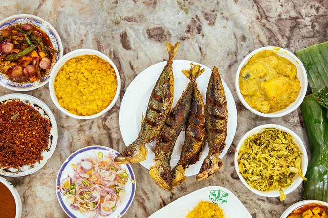 The 10 Tastings of Colombo With Locals: Private Street Food Tour - Old Town Hall and All Saints Church: fruit surprises and a secret meal moment