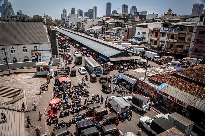 Tuk It Easy Colombo - Meeting Locals the Right Way: Guides Like Oliver and Sameer