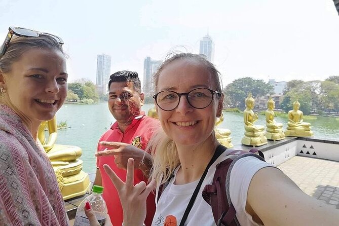 Tuk Tuk Private Tour Exploring Sri Lanka Capital of Colombo - Key things to know before you ride